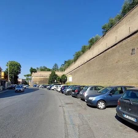 דירה Vatican Museum With Terrace רומא